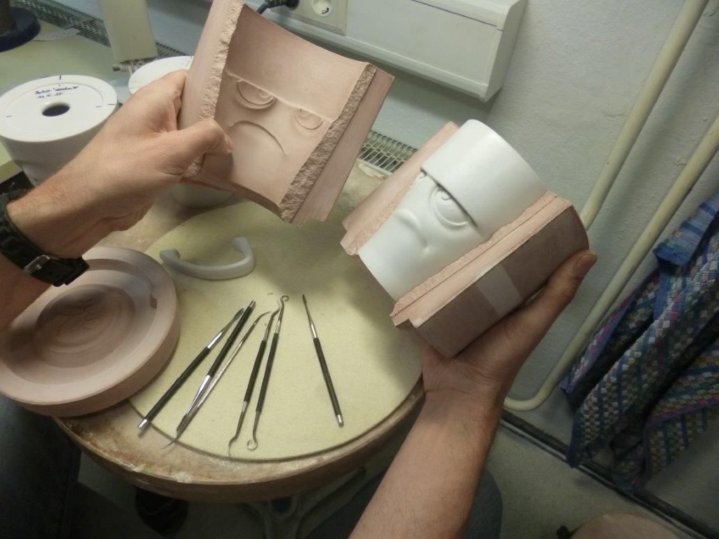 Because the thing is: While we’re always excited about new ideas, porcelain as a material with really specific and delicate properties and manufacturing needs can be quite the reality check for even the coolest visions. And it gets even more complicated when you’re adding facial features and embossing to a product. Which is why some ideas we receive via email and social media unfortunately never see the light of day…